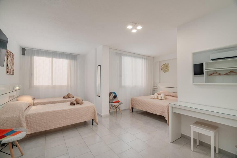 Room 3, Domo De Centro, Olbia-Tempio