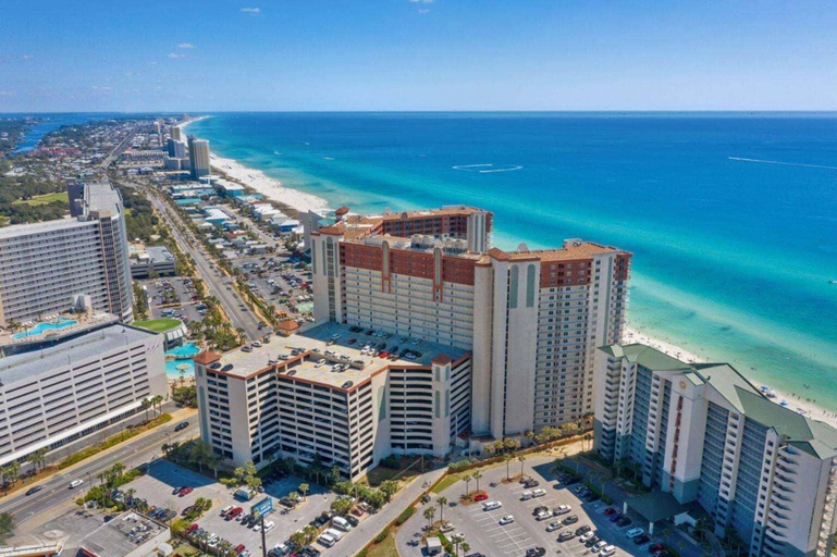 Interior 4, Shores of Panama 2326, Bay