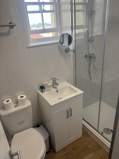 Bathroom 4, A Maiden Rest, Dorset