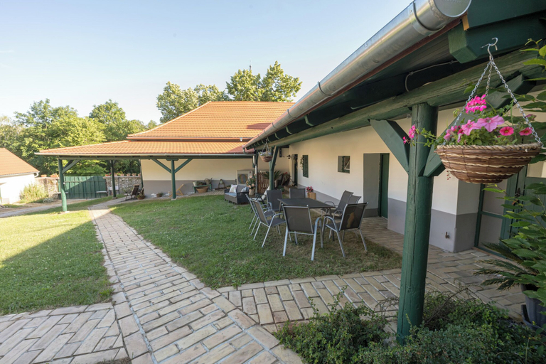 Outdoor dining 3, Döbrögi Wellness Vendégház, Hévíz/Keszthely