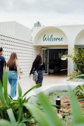 Exterior & Views, Bateau Bay Hotel, Wyong - South and West