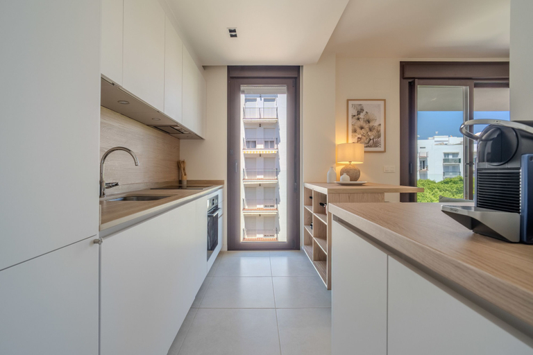 Interior 4, Zaga3c - New Modern Apartment in Central Estepona, Málaga