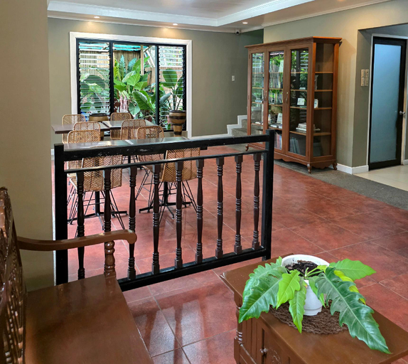 Public Area, Bease's Bed and Breakfast, Kalibo