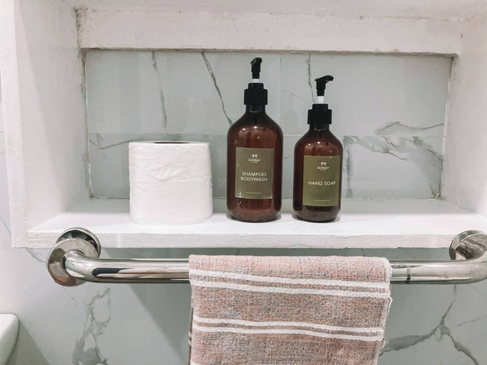 Bathroom amenities, 1BR Apartment Beach Getaway Perfect for Couples, San Fernando City