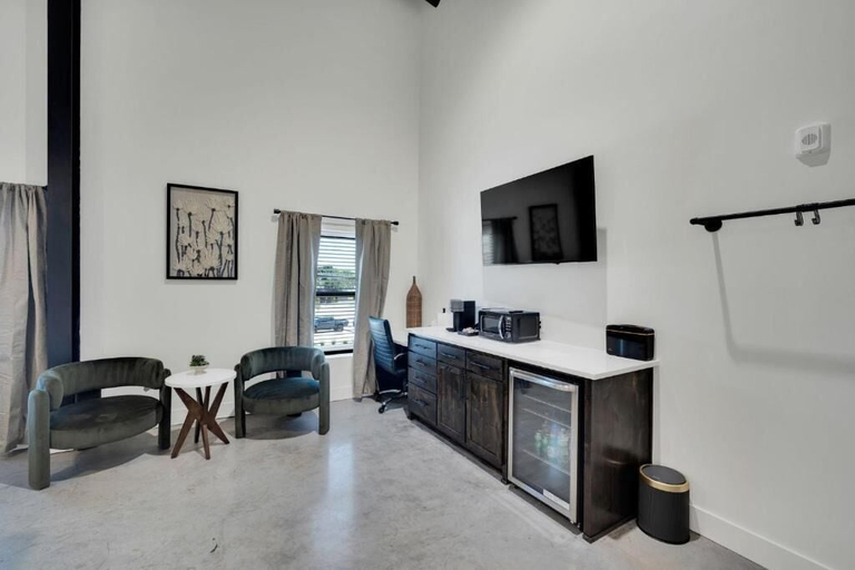 Interior 5, The Lawson District, Ellis