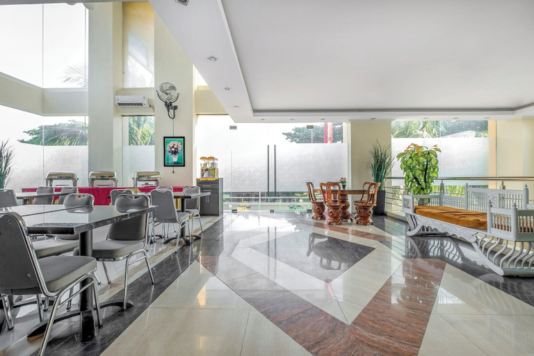 Food & Drinks, Palette The One Residence Hotel, Prawet