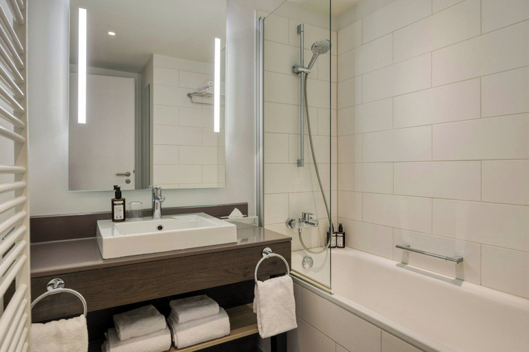 Bathroom 5, Citadines Arnulfpark Munich, München