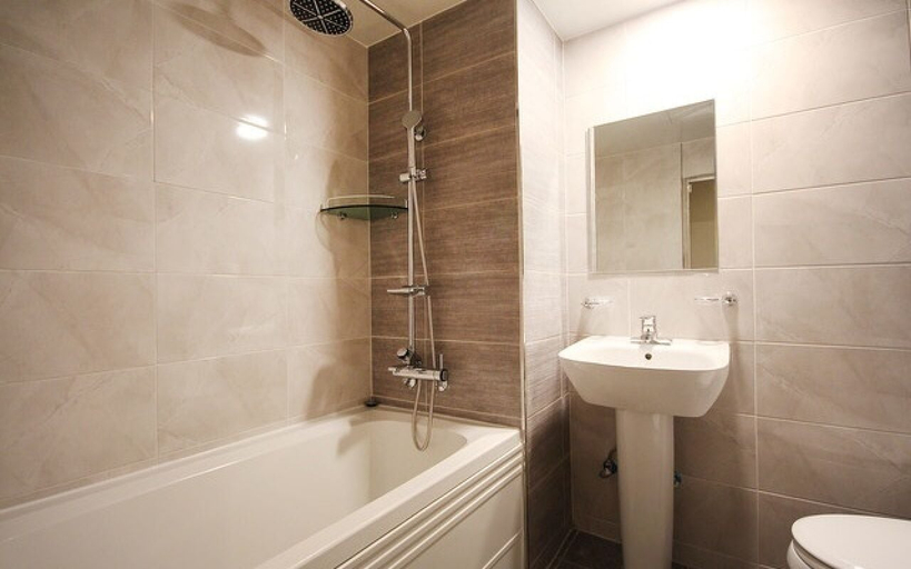 Bathroom 3, Oops Hotel, Suyeong