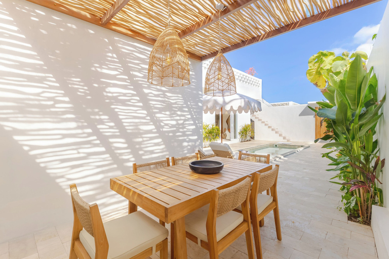Outdoor dining 3, Villa Ulunami by Pertama Stay, Badung