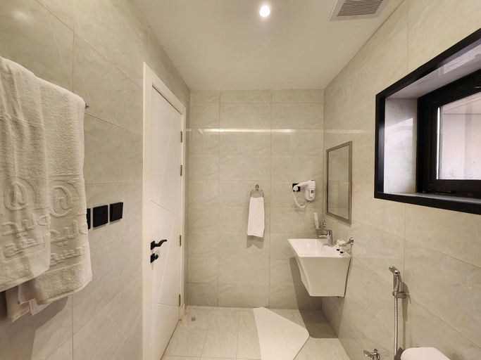 Bathroom, Holiday Gulf Olaya, Riyadh