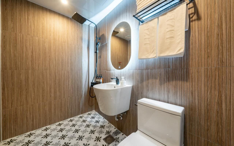 Bathroom 2, Lizena HOTEL, Asan