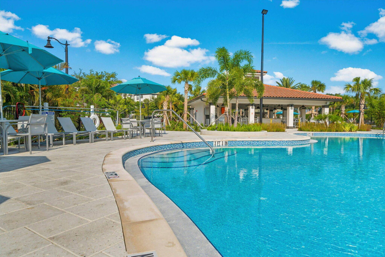 Pool 4, Vc10-304 - 4BR Apartment With Resort Access, Orange