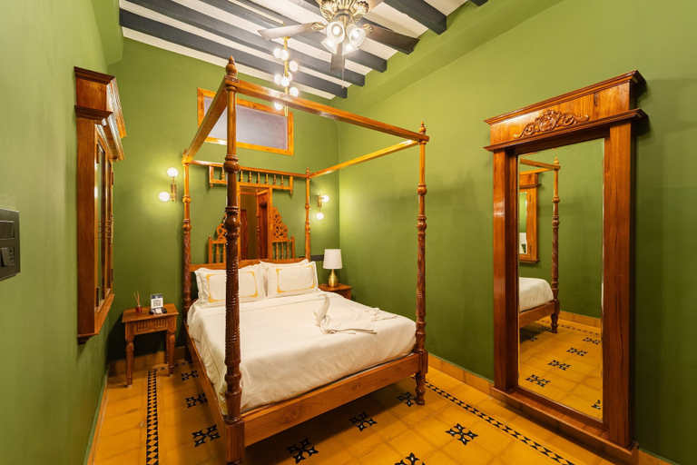 Room 4, Hotel Palais De Versailles, Puducherry
