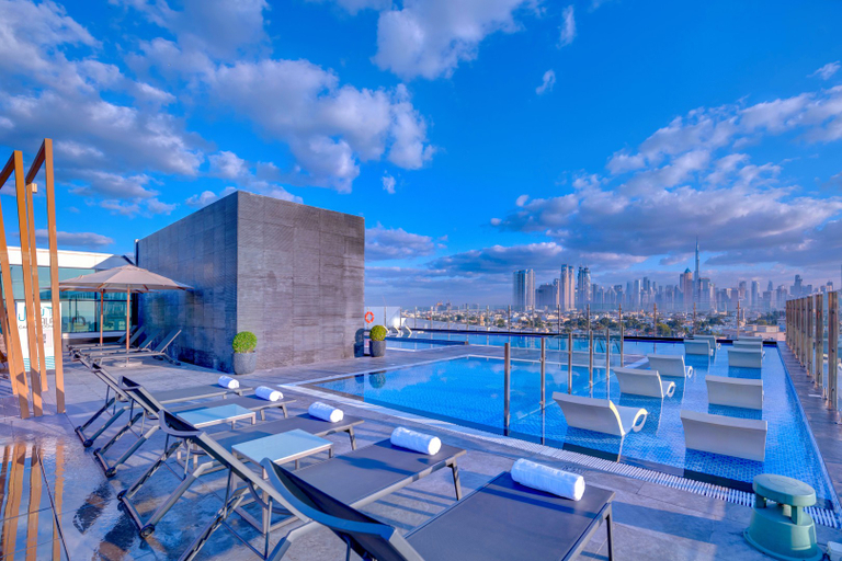 Sport & Beauty 3, Al Khoory Courtyard Hotel, Dubai