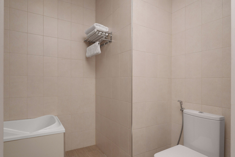 Bathroom 5, Ani Grand Hotel Yerevan, Yerevan