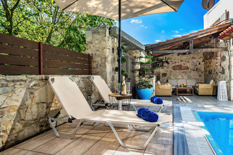 Sport & Beauty 2, Villa Kalouas private pool, Crete
