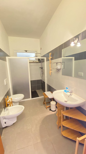 Bathroom 3, Residence le Rose, Livorno