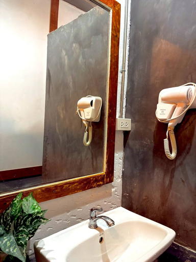 Bathroom 5, Room-cozy B&B Stay in Bangkok Noi With G, Bangkok Noi