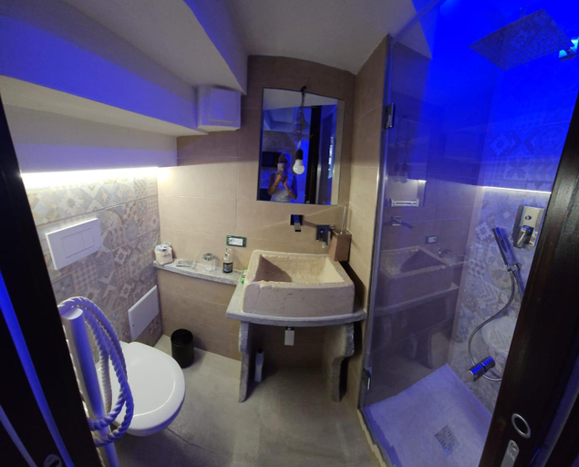 5, Relais San Giuliano, Taranto