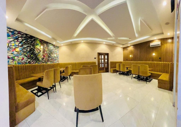 Dining, Defivez hotel, Eti-Osa