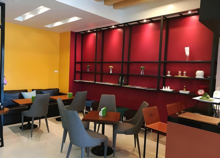 Food & Drinks 5, The Iconic Hotel, Muang Ranong