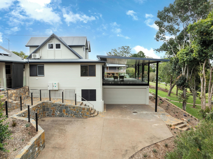 Terrace/patio 4, Lakes Edge Retreat, Eacham