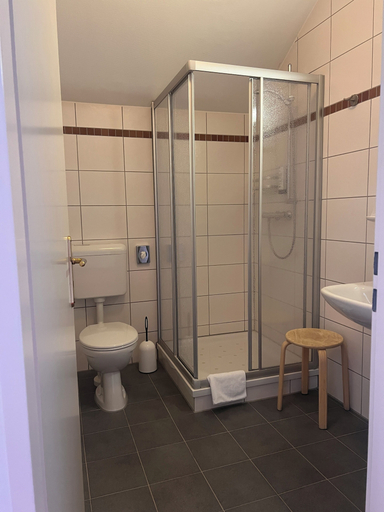 Bathroom 5, Hotel Seeblick Garni, Lüchow-Dannenberg