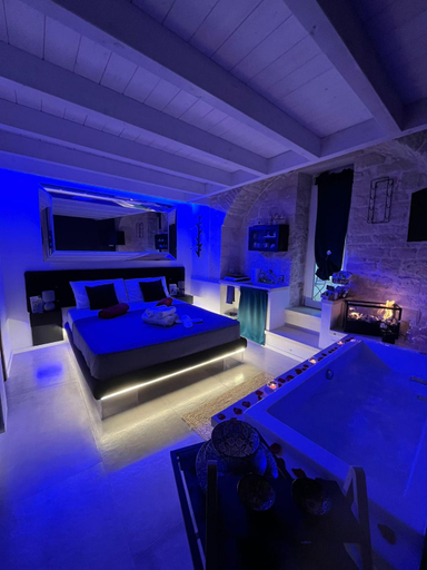 4, Relais San Giuliano, Taranto