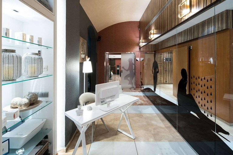 2, Plaza Catalunya Apartments, Barcelona