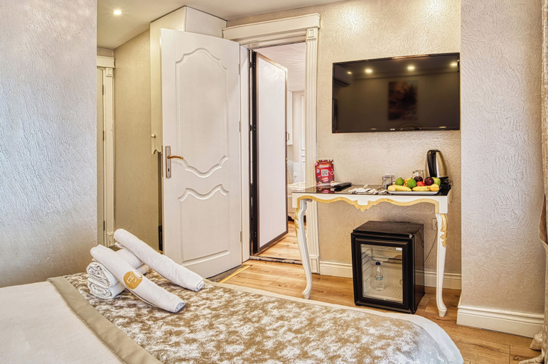 Bedroom 3, Sirkeci Ersu Hotel, Fatih