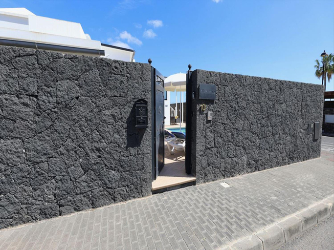 Others 2, Cosy Lanzarote Villa 3 Bedrooms Heated Pool Villa Honey, Las Palmas
