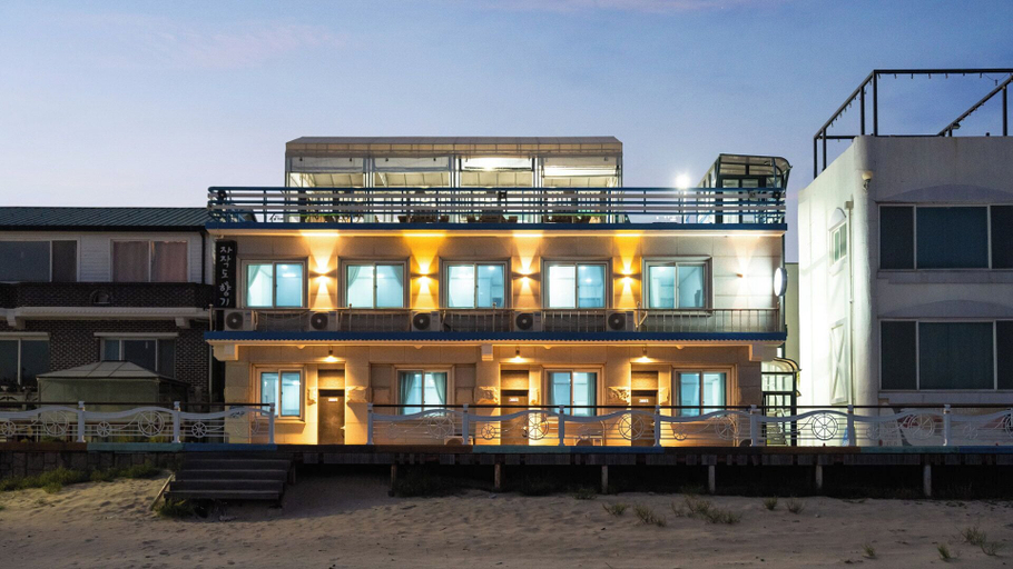 Exterior & Views 2, Goseong Jajackdo Aroma Pension, Goseong