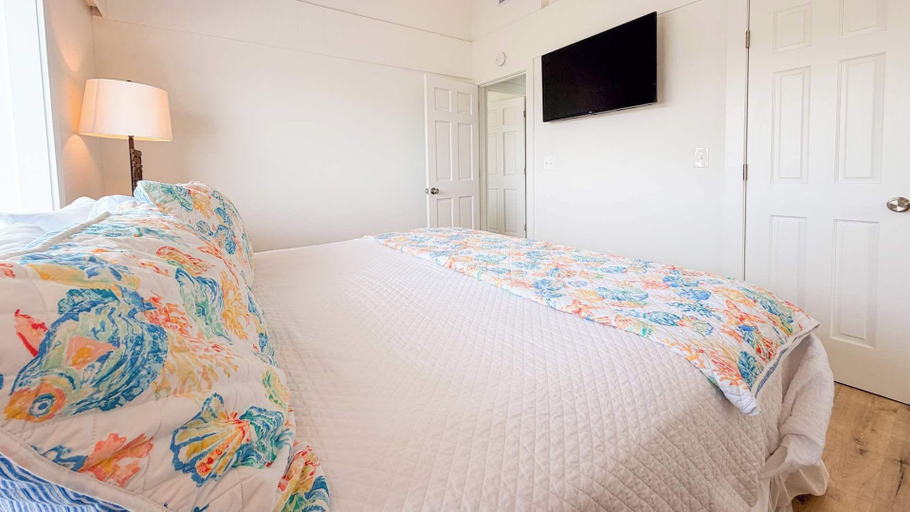 Bedroom 3, Sandbag Castle 4bdr Waterfront, Baldwin