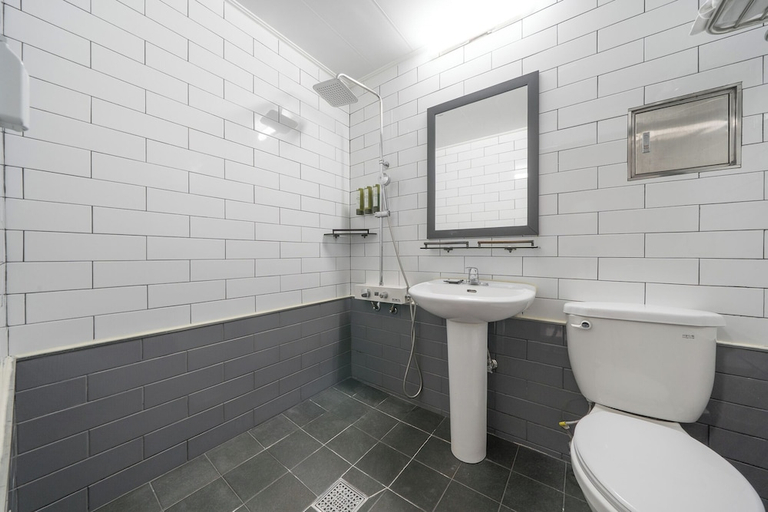 Bathroom, EL Hotel, Yangyang