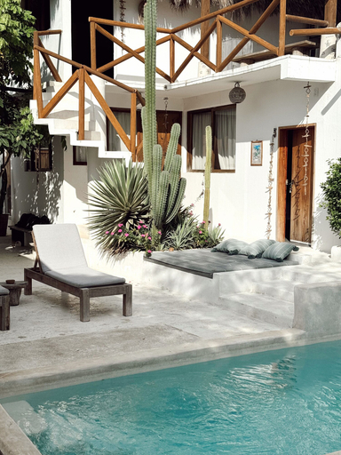 Pool 5, Villa Leone Privatisée, Dist. Pochutla