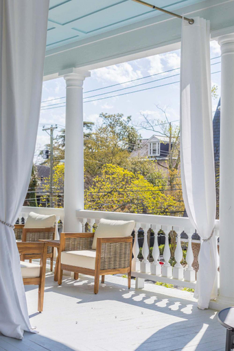 Others 4, King Veranda Suite with Breakfast, Charleston
