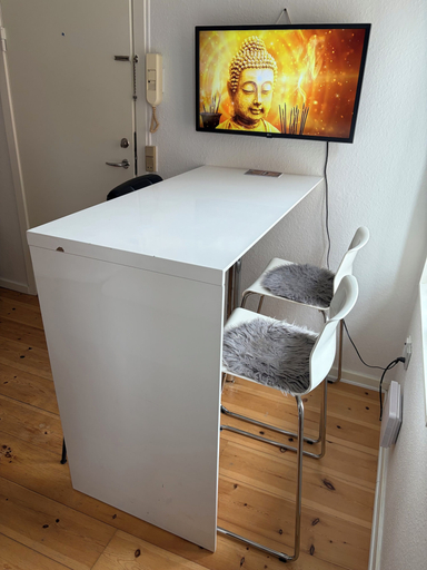 Others 5, Huset ved springvandet, Randers