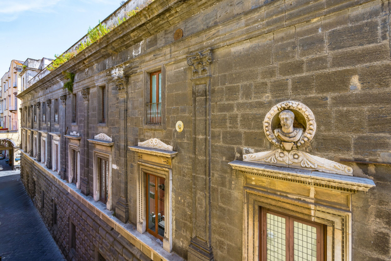 Exterior 2, Pizzarchouse, Napoli