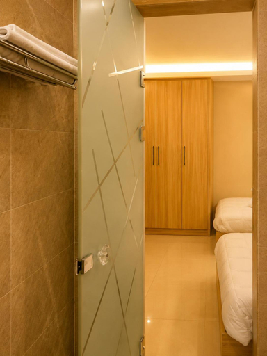 Shower 4, Jumeirah Pyramids view, Al-Ahram
