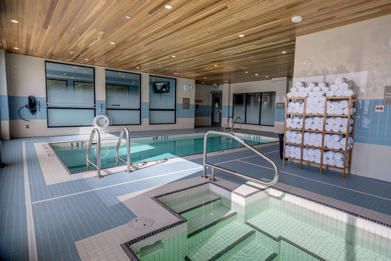 Sport & Beauty 2, Sandman Signature Saskatoon South Hotel, Division No. 11