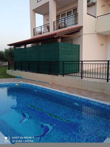 5, Villa Angelika, two-storey house with pool for 7, Crete