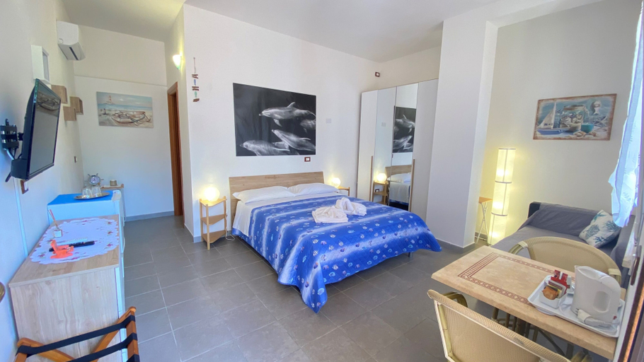 Bedroom 2, Residence le Rose, Livorno