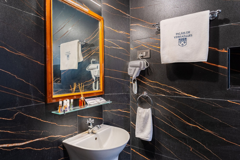 Bathroom 2, Hotel Palais De Versailles, Puducherry