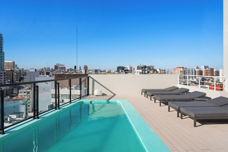 Rooftop pool, La Vie Suite Belgrano, Distrito Federal