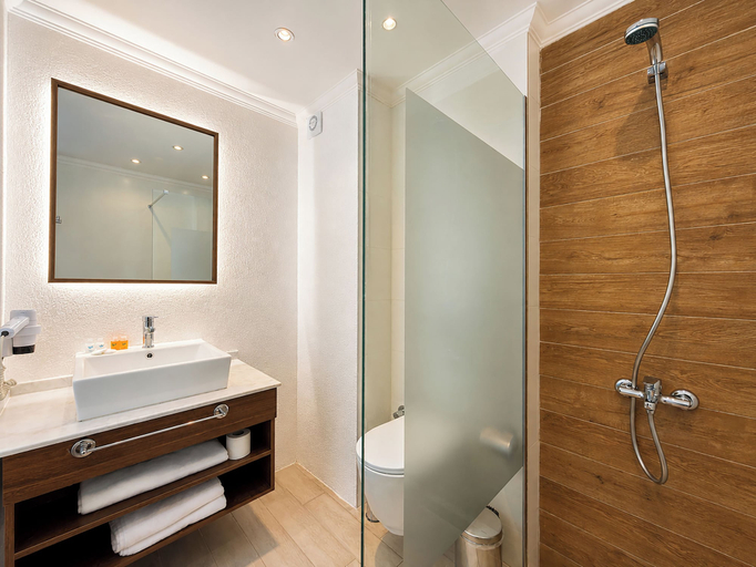 Bathroom 4, ALTAMARE HOTEL, Kuşadası