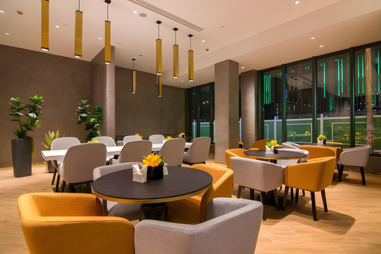 Food & Drinks 4, Yitel Premium (Shanghai Lujiazui Oriental Pearl), Shanghai
