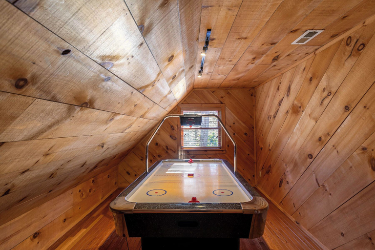 Interior 3, A River Runs Through It, Watauga
