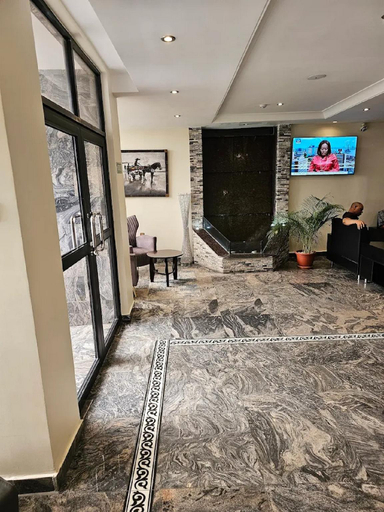 5, Sparklyn Hotels & Suites GRA, Obio/Akp