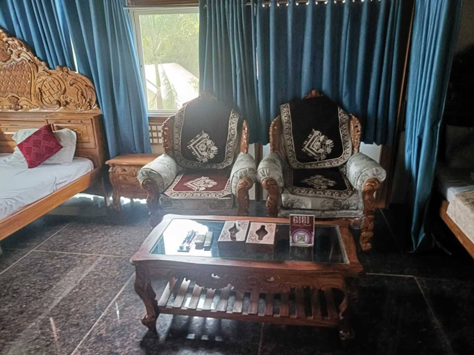 Others 4, Giri Sarovar Resort, Pune