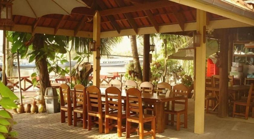 Food & Drinks, Seaza Hotel, Muang Chumphon